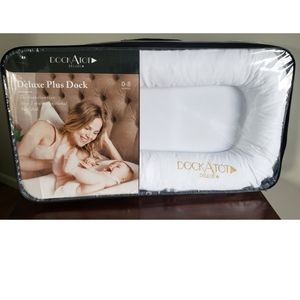 Dockatot Deluxe+ Dock: Pristine White